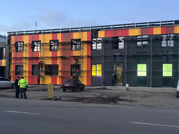 Оренда приміщення 148 кв.м під магазин, кафе, харчове вул. Журналістів - фото 1