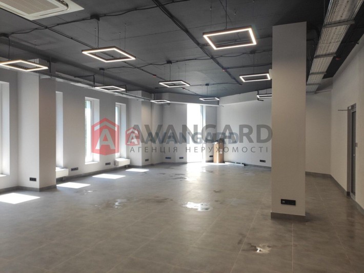 Аренда офиса с хорошим ремонтом 380м2 БЦ Комфорт Сити - фото 1