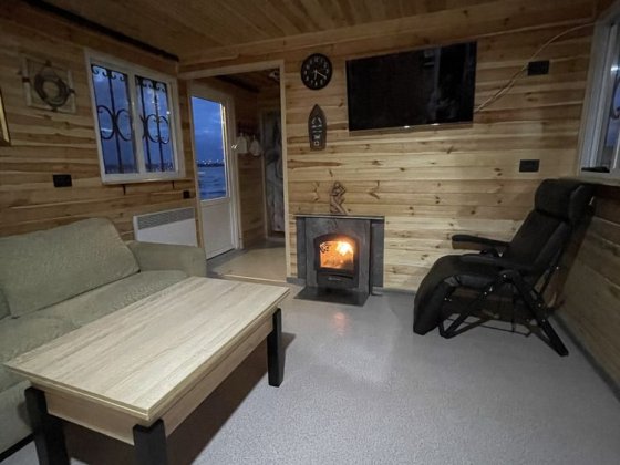 Баня на дровах на річкі Дніпро