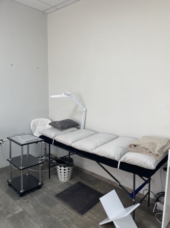 Оренда кушетки для бʼюті майстрів - фото 1