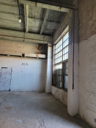 Оренда складського приміщення 190 кв.м, вул. Героїв Сталінграду, 169 - фото 1