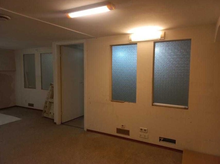 Аренда 67м2. Центр. Правый берег. Парковка. Свет. Собственник - фото 1