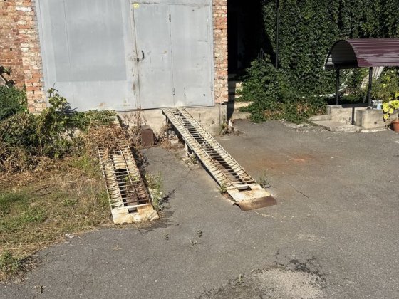 Здам бокс в центрі міста Винница