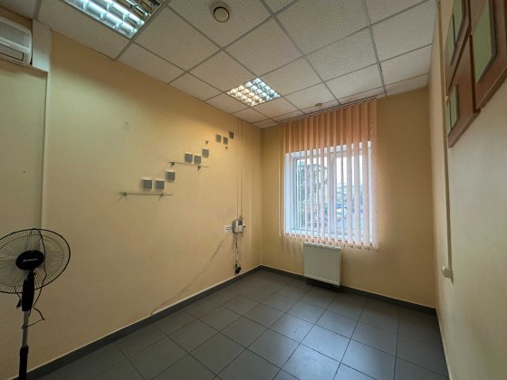 Оренда офісні кабінети Київська, поруч з лікарнею Винница