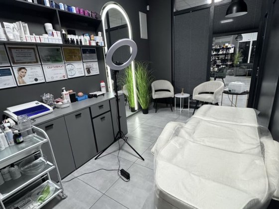 Оренда кабінету на 15 днів( перманент, епіляція, брови і т.д) Винница