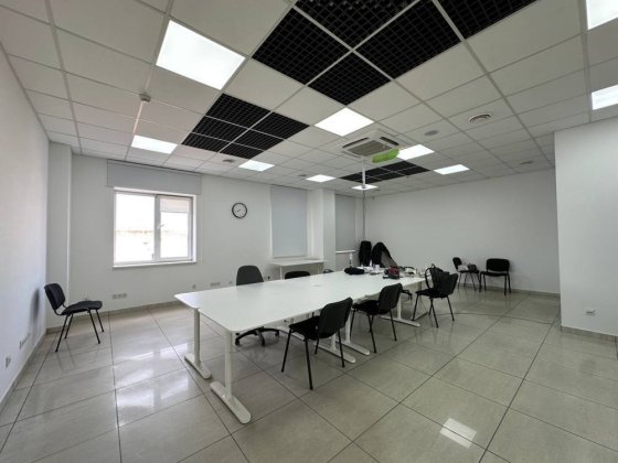 Сдам офис 412 квм центр