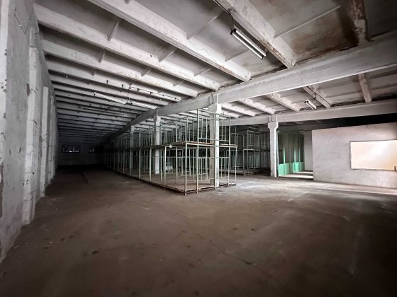 Оренда капітального складу з рампою 530м Винница