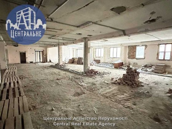 Оренд цілого 3-поверху. Приміщення типу openspace Чернівці