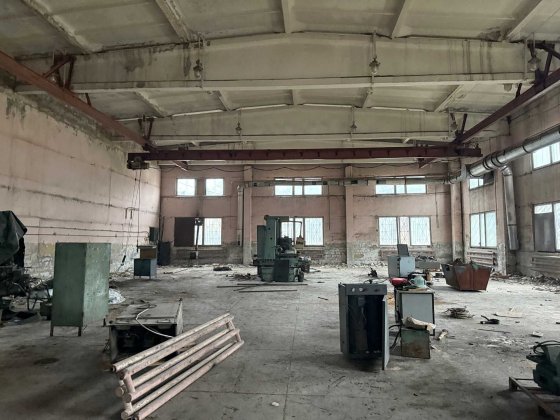 Оренда складу 850 м² + 5000 м² землі у Вінниці з кран-балками Винница