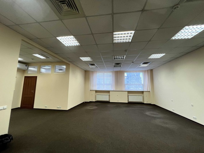 Офіс в БЦ, 127 м.кв., 4 кабінета, кухня, генератор, Поділ, власник - фото 1