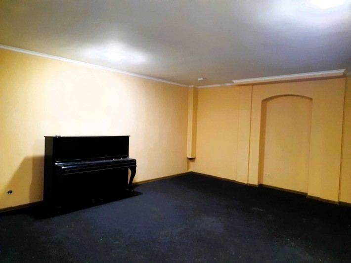 Оренда підвального приміщення в центрі 39м2 - фото 1