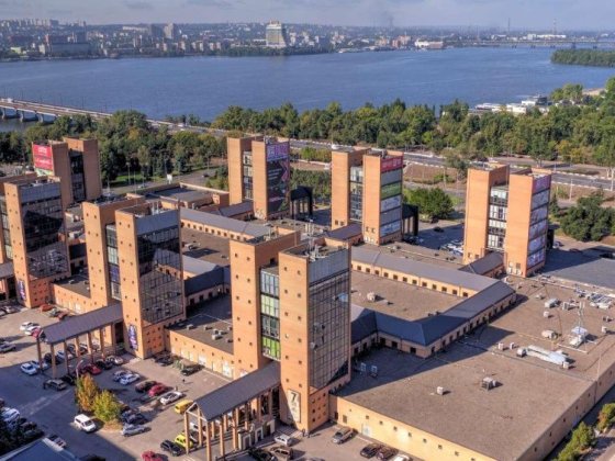 1 м2 под терминал, банкомат.