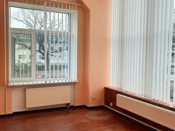 Світло завжди є!Приміщення на 2 поверсі, біля зупинки Сільхозтехніка Черкаси