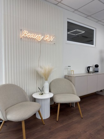 Аренда рабочего места бровисту, визажисту, кушетка - фото 1