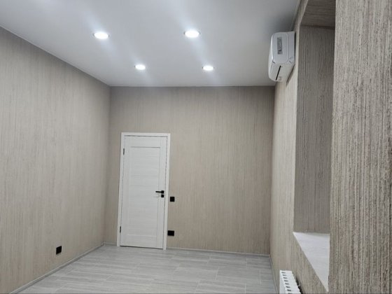 Здам кабінет в салоні