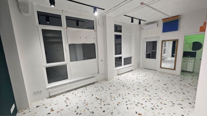 Оренда приміщення, офіс, магазин, студія, кабінет вул.Нагірна 18/16 - фото 1