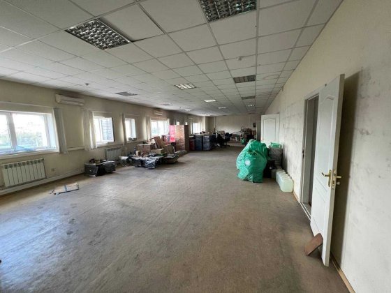 Оренда офісу 200м2 перший поверх Солом'янський район БЕЗ КОМІСІЇ
