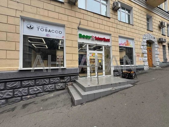 Фасадне торгове приміщення 145 м2 у центрі ,Лютеранська, Хрещатик
