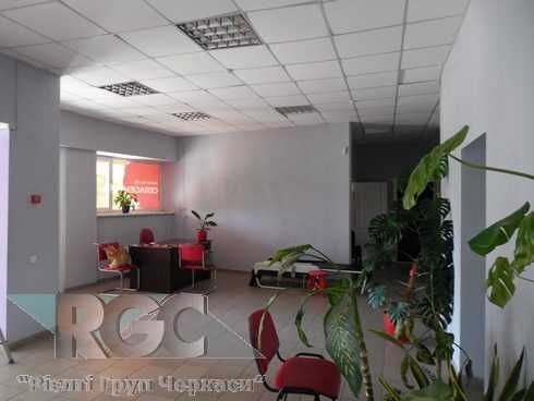 Приміщення під медичну клініку, торгівлю,сферу послуг и др. - фото 1