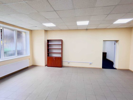 Оренда комерційної нерухомості, 5 приміщень та цоколь. 334 квадрати Винница