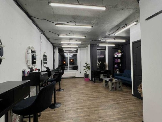 Приміщення з власною терасою ЖК Львівський квартал, Глибочинська 13 Київ