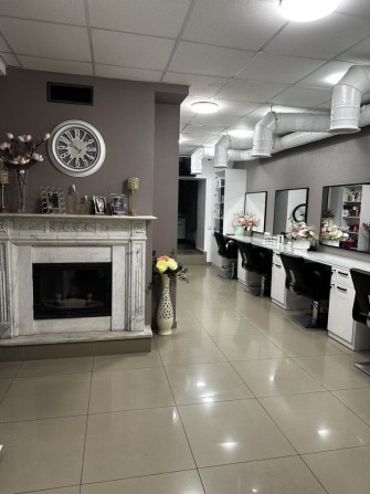 Аренда рабочего места, ЕСТЬ ГЕНЕРАТОР, Парикмахера, Кератин, Ботокс - фото 1