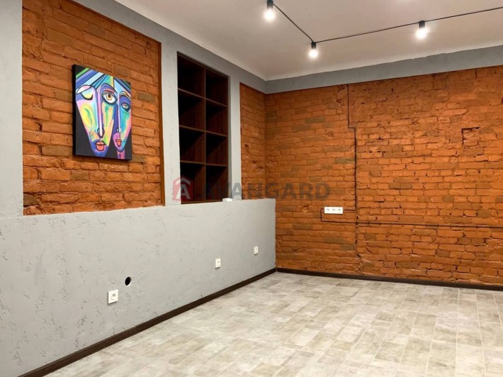 Сдам 2к офис в центре, Исполкомовская, Комсомольская) - фото 1