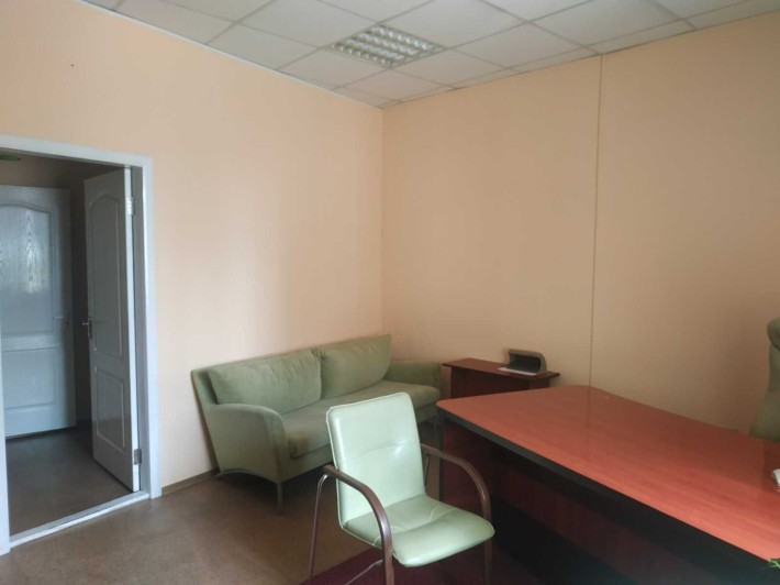 Здається комерційне приміщення з окремим входом площею 39,1 кв.м. - фото 1