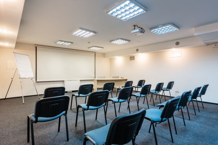 Аренда конференц-зала (80-100чел.), почасово. м.Бориспольская - фото 1