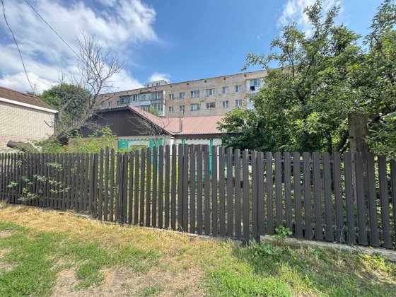 Оренда комерційної частини будинку Винница