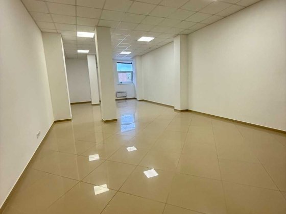 Оренда комерційного приміщення 64 м2 біля Будинку Торгівлі Черкаси