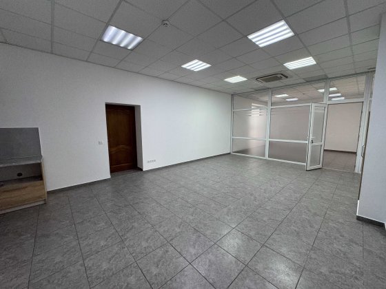 Офісне приміщення в центрі по вул. Хрещатик Черкаси