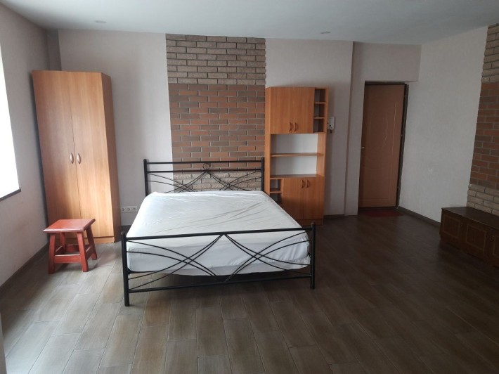 Здається в оренду квартира -студія - фото 1