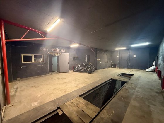 Аренда Помещение СТО Бокс 200м2 Байкальская Слобожанский Правда