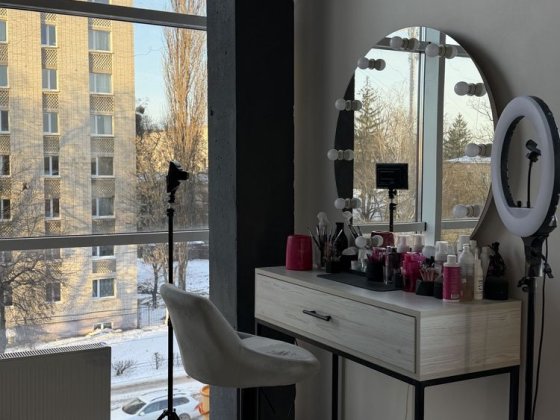 Оренда робочого місця для бровиста/візажиста/ламімейкера Житомир