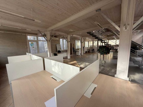 Здам будівлю 745,5м2 без %  Нижньоюрківська поряд ст м Шевченка Київ