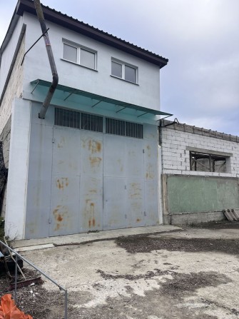 Оренда приміщення р-н Авторинок(вул Бялика.) .СТО або інш. напрямок) - фото 1