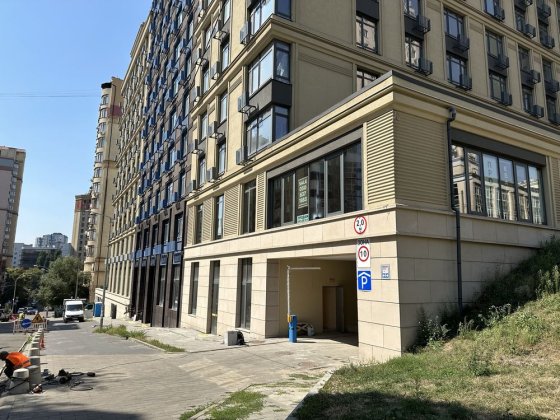 Річкова, 4, ЖК "Камертон" 104,4м.кв. 1 поверх. Без %%. Київ