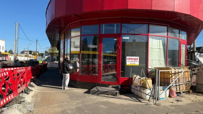 Оренда торгового приміщення 250 м², метро Почайна - фото 1