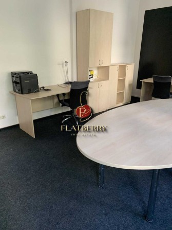 Без% Аренда офиса, ул. Институтская 247, ст.м. Крещатик, Липки, Центр - фото 1