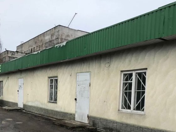 Здам в оренду кап. приміщення 83 м.кВ  + навіс 250 м.квБаза Бакалія Черкаси