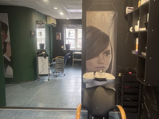 Аренда кресла и кабинета парикмахеру ,косметологу,бровисту, визаж ….