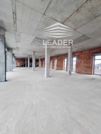 Сдам Приміщення-ФАСАДНЕ-ПАНОРАМНІ ВІКНА-1-ша Лінія!-парковка авто! - фото 1