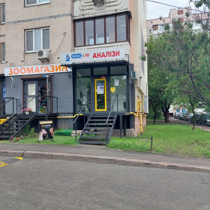 Аренда коммерческого фасадного помещения 41 м² ул.Княжий Затон 17 !!! - фото 1