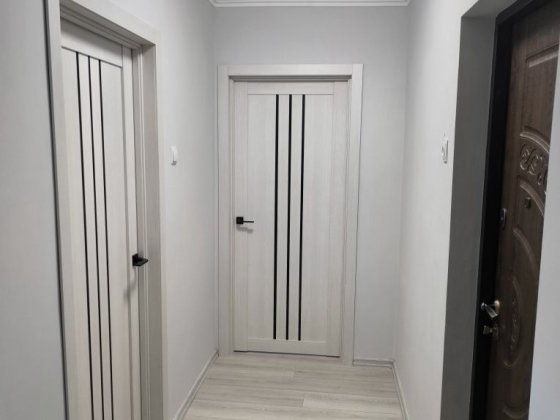 2 к квартира під офіс чи салон у центрі Житомир