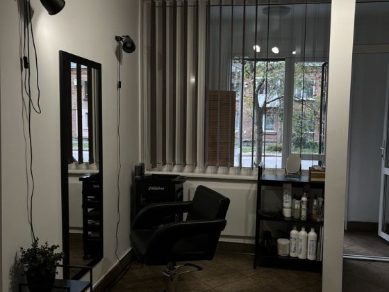 Сдається в оренду робоче місце для перукаря Житомир
