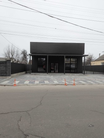 Комерційне приміщення на вул. Миколи Сціборського 33, площа 410 кв.м - фото 1