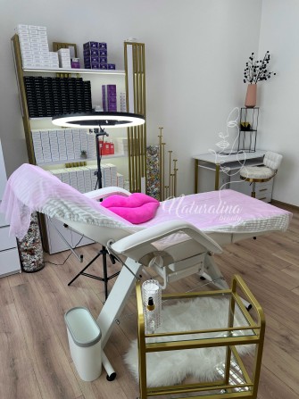 Оренда / Кабінет косметолога подобово / Печерськ / (Світло завжди є) - фото 1