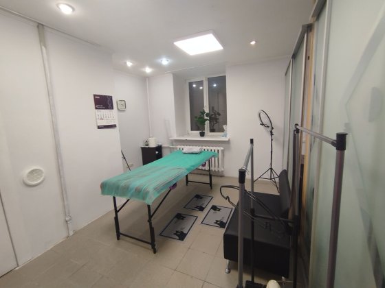 Здається два кабінета в центрі міста Днепр