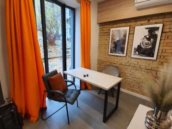 Гарний офіс. Печерськ.  62 метрів. Від власниці.